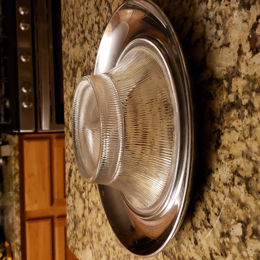 Nambe MT0317 Metal & Glass Sunburst Bowl, 2010 Betty Bough - Picture 8 of 9